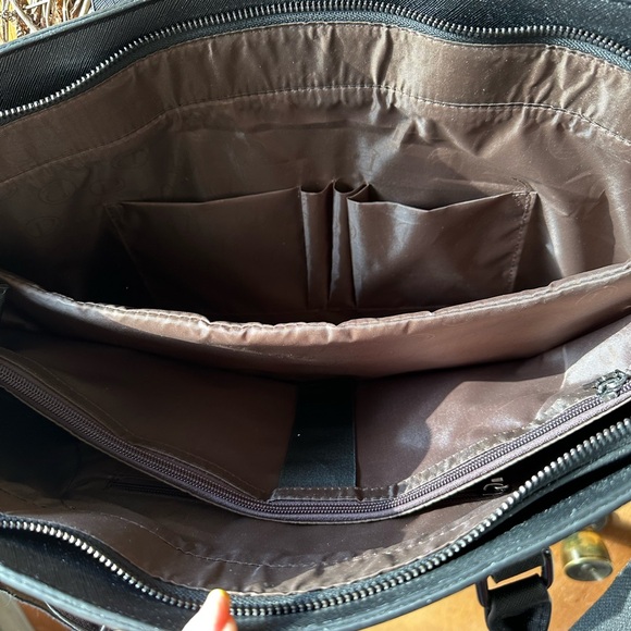 Handbag - Picture 3 of 3